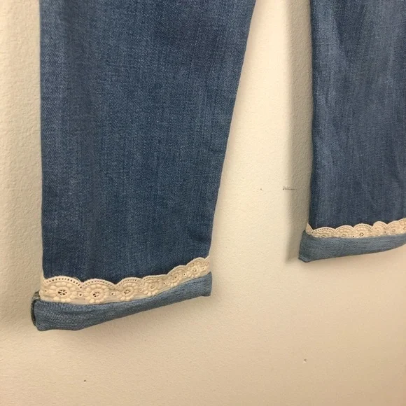 LOGO- Lori Goldstein cropped straight leg jeans - Picture 7 of 13